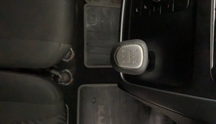 2017 Mahindra Kuv100 K8 6 STR, Petrol, Manual, 12,171 km, Gear Lever