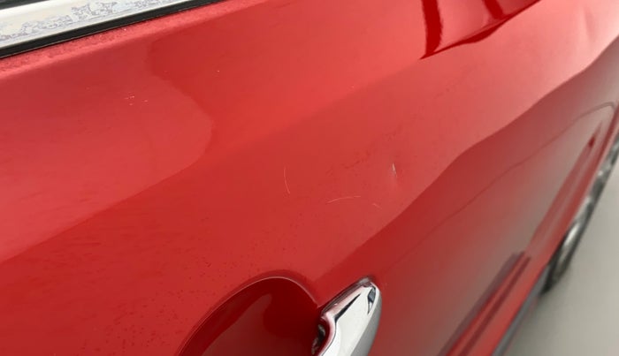 2018 Maruti Baleno ALPHA PETROL 1.2, Petrol, Manual, 32,432 km, Driver-side door - Slightly dented