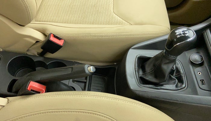 2018 Ford Figo Aspire 1.2 TITANIUM PETROL, Petrol, Manual, 27,077 km, Gear Lever