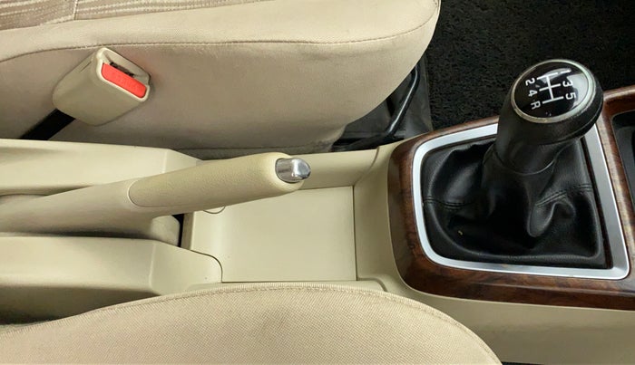 2018 Maruti Dzire VXI, Petrol, Manual, 71,810 km, Gear Lever