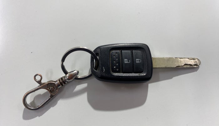 2022 Honda Amaze 1.2L I-VTEC E, CNG, Manual, 91,028 km, Key Close Up