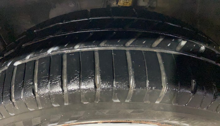 2022 Honda Amaze 1.2L I-VTEC E, CNG, Manual, 91,028 km, Left Front Tyre Tread