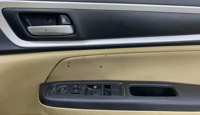 2022 Honda Amaze 1.2L I-VTEC E, CNG, Manual, 91,028 km, Driver Side Door Panels Control