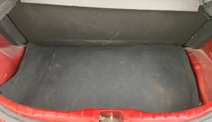 2014 Hyundai Eon MAGNA +, Petrol, Manual, 27,630 km, Boot Inside