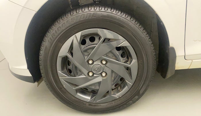 2022 Hyundai NEW I20 MAGNA 1.5 MT, Diesel, Manual, 12,955 km, Left Front Wheel