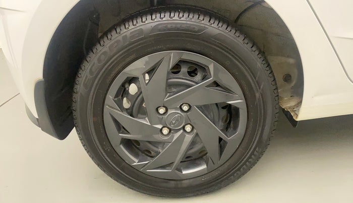 2022 Hyundai NEW I20 MAGNA 1.5 MT, Diesel, Manual, 12,955 km, Right Rear Wheel