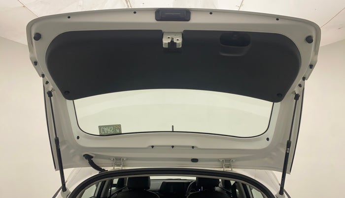 2022 Hyundai NEW I20 MAGNA 1.5 MT, Diesel, Manual, 12,955 km, Boot Door Open