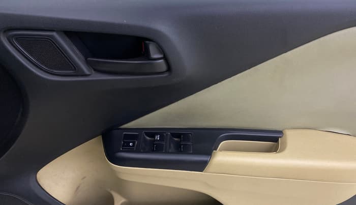 2016 Honda City 1.5L I-VTEC S MT, Petrol, Manual, 90,217 km, Driver Side Door Panels Control