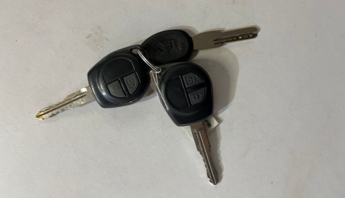 2014 Maruti Swift Dzire VXI, Petrol, Manual, 29,815 km, Key Close Up