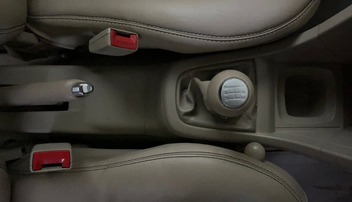 2014 Maruti Swift Dzire VXI, Petrol, Manual, 29,815 km, Gear Lever