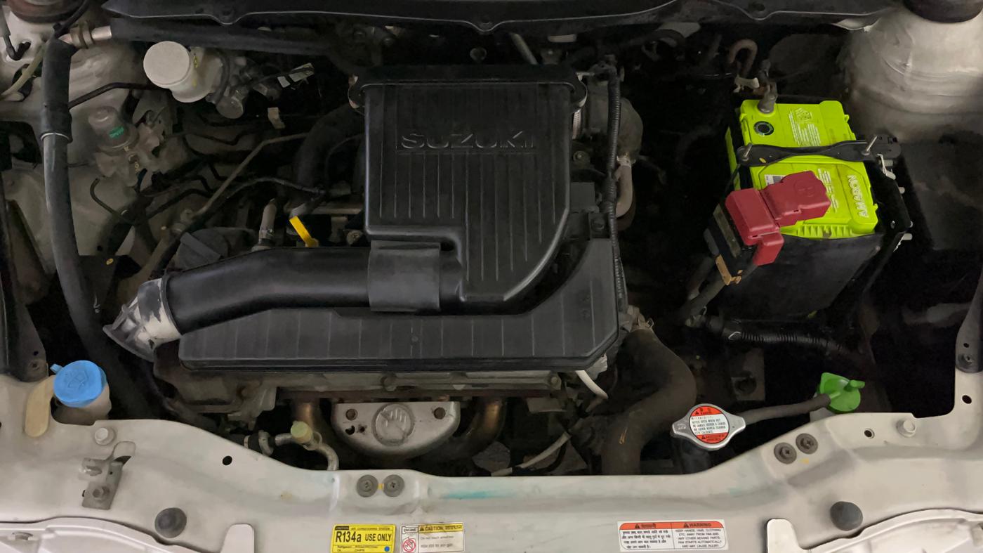 2014 Maruti Swift Dzire VXI, Petrol, Manual, 29,570 km, Engine View