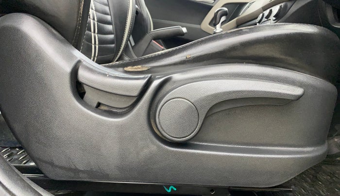 2017 Hyundai Creta S 1.4 DIESEL, Diesel, Manual, 62,642 km, Driver Side Adjustment Panel