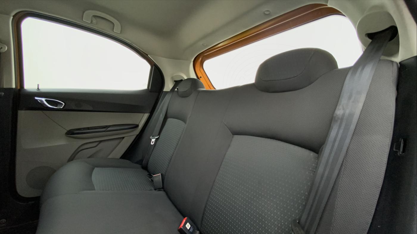 2017 Tata Tiago XZ 1.2 REVOTRON, Petrol, Manual, 65,312 km, Right Side Rear Door Cabin