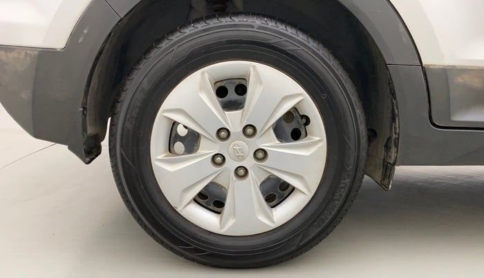 2017 Hyundai Creta E PLUS 1.6 PETROL, Petrol, Manual, 42,089 km, Right Rear Wheel