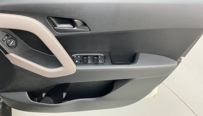 2017 Hyundai Creta E PLUS 1.6 PETROL, Petrol, Manual, 42,089 km, Driver Side Door Panels Control