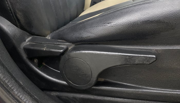 2013 Tata Manza VX QUADRAJET, Diesel, Manual, 87,544 km, Driver Side Adjustment Panel