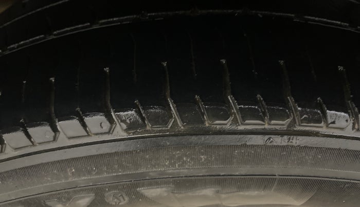 2013 Tata Manza VX QUADRAJET, Diesel, Manual, 87,544 km, Right Rear Tyre Tread