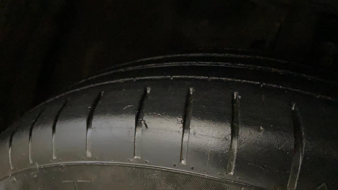 2022 Maruti Baleno DELTA PETROL 1.2, Petrol, Manual, 1,03,549 km, Right Front Tyre Tread