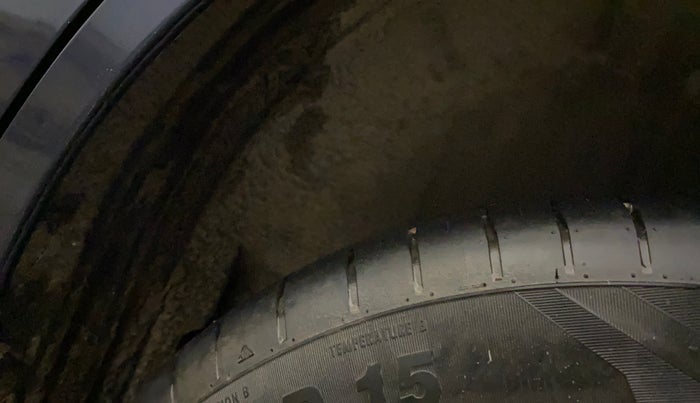 2022 Maruti Baleno DELTA PETROL 1.2, Petrol, Manual, 1,03,998 km, Left Rear Tyre Tread