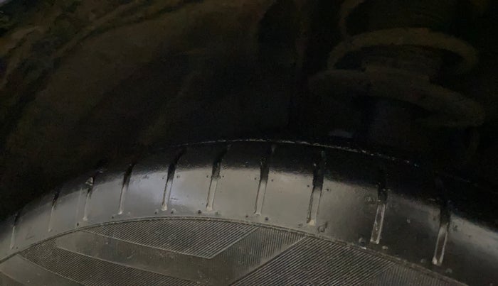 2022 Maruti Baleno DELTA PETROL 1.2, Petrol, Manual, 1,03,998 km, Left Front Tyre Tread