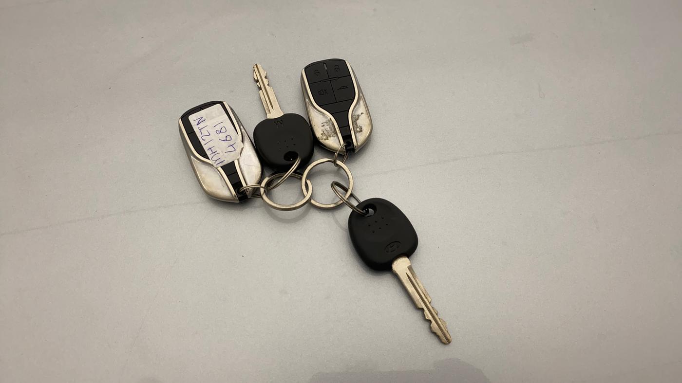 2021 Hyundai NEW SANTRO SPORTZ EXECUTIVE MT CNG, CNG, Manual, 31,303 km, Key Close Up