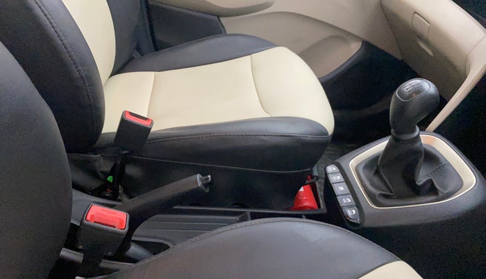 2021 Hyundai NEW SANTRO SPORTZ EXECUTIVE MT CNG, CNG, Manual, 31,303 km, Gear Lever