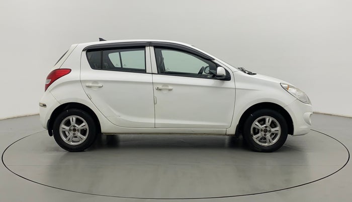 2011 Hyundai i20 SPORTZ (O) 1.2, Petrol, Manual, 93,658 km, Right Side View