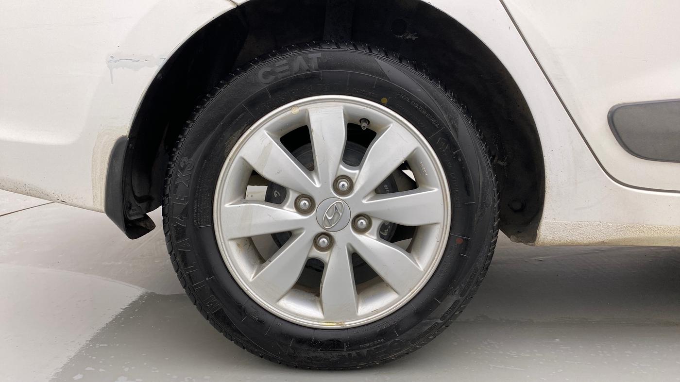 2014 Hyundai Xcent SX 1.2 (O), Petrol, Manual, 49,066 km, Right Rear Wheel