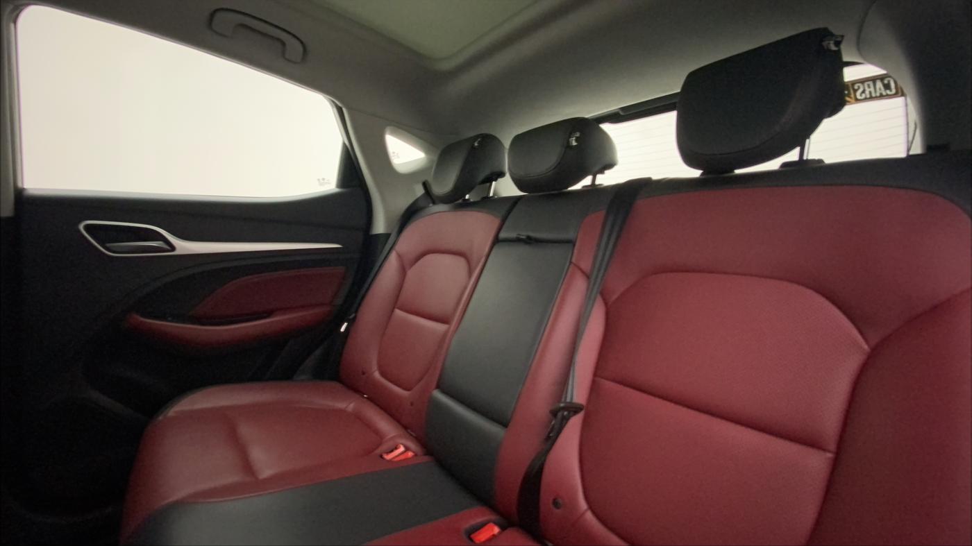 2023 MG ASTOR SAVVY 1.5 CVT S RED, Petrol, Automatic, 27,794 km, Right Side Rear Door Cabin