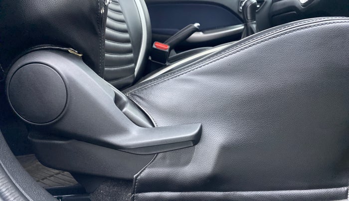 2019 Maruti Baleno DELTA 1.2 K12, Petrol, Manual, 46,472 km, Driver Side Adjustment Panel