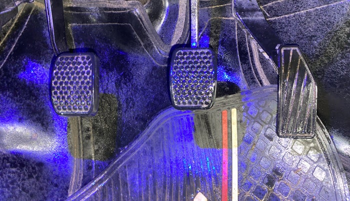 2017 Maruti Alto 800 LXI, Petrol, Manual, 34,901 km, Pedals