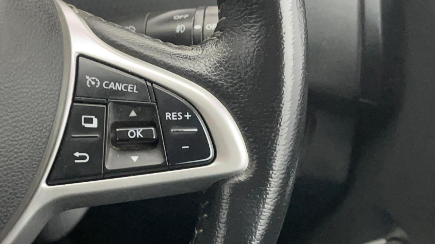 2023 Nissan MAGNITE XV PREMIUM TURBO CVT, Petrol, Automatic, 16,395 km, Adaptive Cruise Control