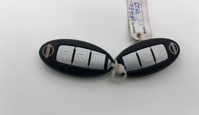 2023 Nissan MAGNITE XV PREMIUM TURBO CVT, Petrol, Automatic, 16,371 km, Key Close Up