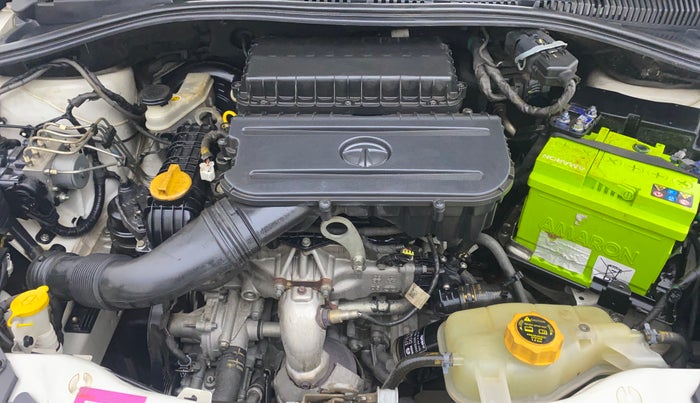 2020 Tata Tiago XZ PLUS PETROL, Petrol, Manual, 39,409 km, Engine View