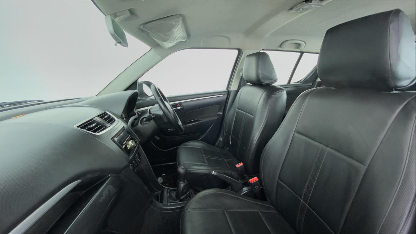 2013 Maruti Swift VXI D, Petrol, Manual, 56,979 km, Right Side Front Door Cabin