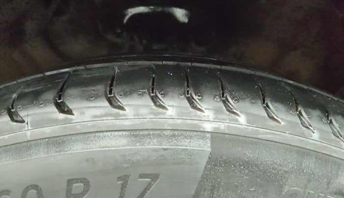 2021 KIA SELTOS GTX PLUS DCT 1.4 PETROL, Petrol, Automatic, 72,721 km, Right Front Tyre Tread