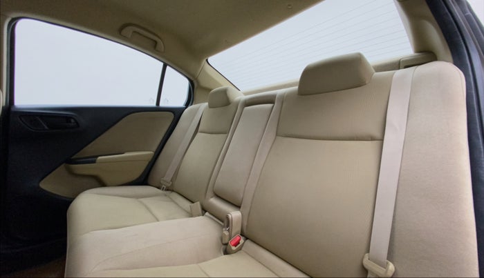 2015 Honda City 1.5L I-VTEC SV, Petrol, Manual, 47,160 km, Right Side Rear Door Cabin