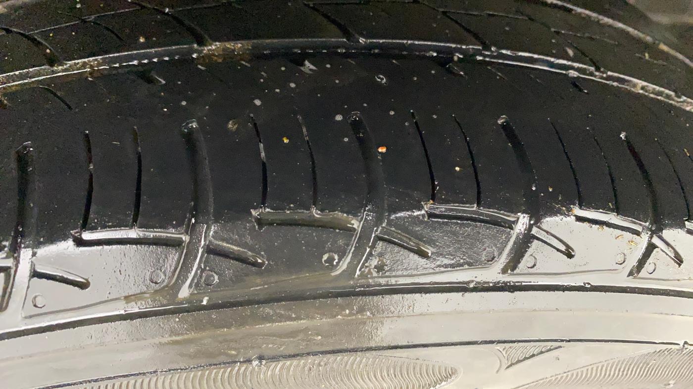 2019 Volkswagen Ameo COMFORTLINE 1.0L, Petrol, Manual, 40,024 km, Right Rear Tyre Tread