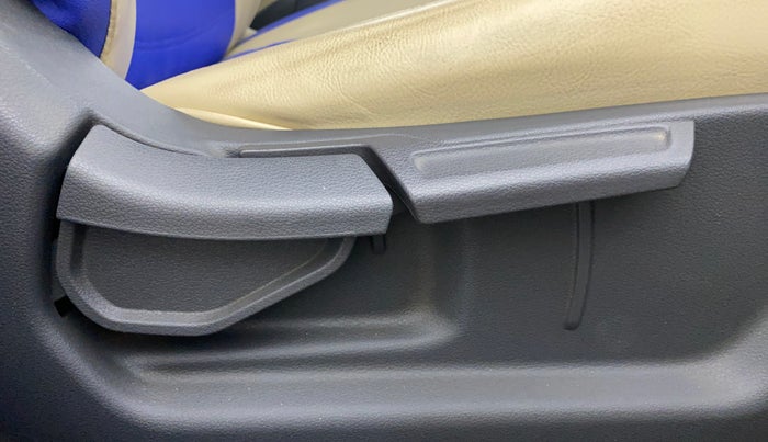 2021 Hyundai GRAND I10 NIOS ASTA 1.2 KAPPA VTVT, Petrol, Manual, 93,703 km, Driver Side Adjustment Panel