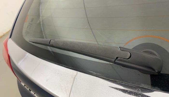 2017 Maruti Baleno ALPHA DIESEL 1.3, Diesel, Manual, 1,47,517 km, Rear Wiper