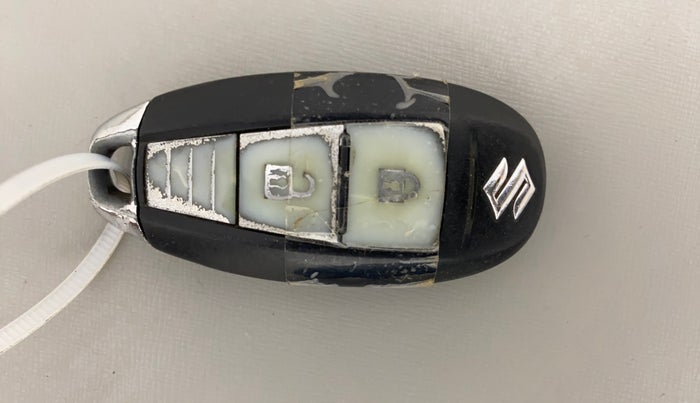 2017 Maruti Baleno ALPHA DIESEL 1.3, Diesel, Manual, 1,47,517 km, Key Close Up