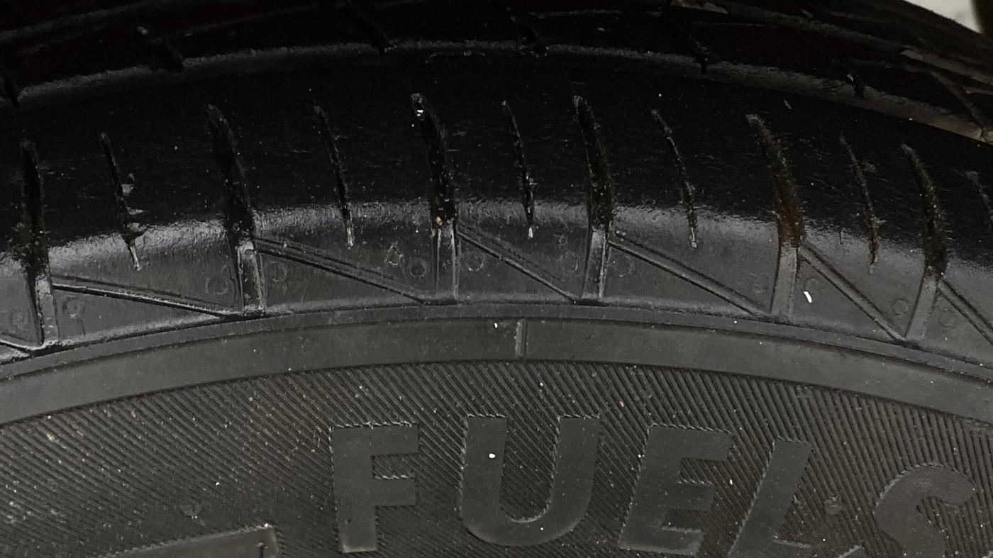 2022 Maruti Alto VXI, Petrol, Manual, 15,617 km, Right Rear Tyre Tread