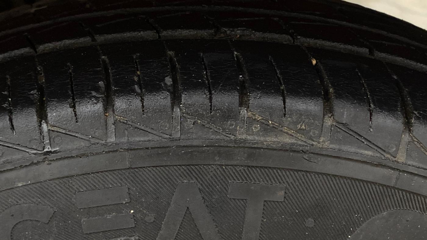2022 Maruti Alto VXI, Petrol, Manual, 15,617 km, Left Rear Tyre Tread