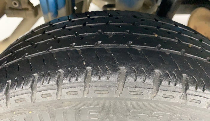 2016 Maruti Alto K10 VXI P, Petrol, Manual, 37,441 km, Right Rear Tyre Tread