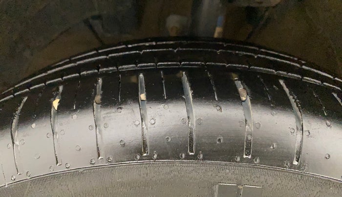 2025 Maruti Baleno SIGMA PETROL 1.2, Petrol, Manual, 5,579 km, Left Front Tyre Tread