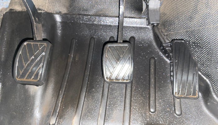 2025 Maruti Baleno SIGMA PETROL 1.2, Petrol, Manual, 5,579 km, Pedals