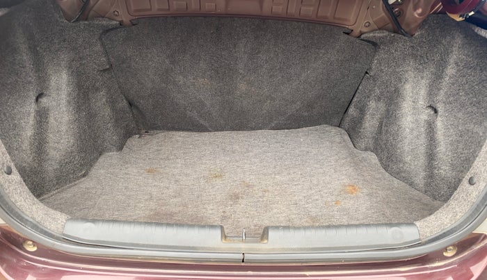 2015 Honda Amaze 1.2L I-VTEC SX, Petrol, Manual, 69,648 km, Boot Inside