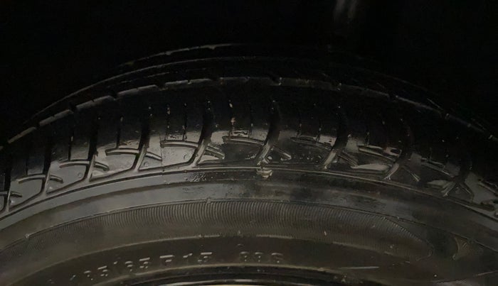 2017 Maruti Baleno DELTA PETROL 1.2, Petrol, Manual, 66,142 km, Left Rear Tyre Tread