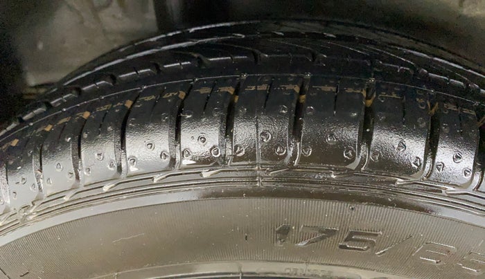 2019 Honda City 1.5L I-VTE V CVT, Petrol, Automatic, 40,131 km, Right Rear Tyre Tread