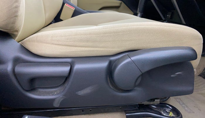 2019 Honda City 1.5L I-VTE V CVT, Petrol, Automatic, 40,131 km, Driver Side Adjustment Panel